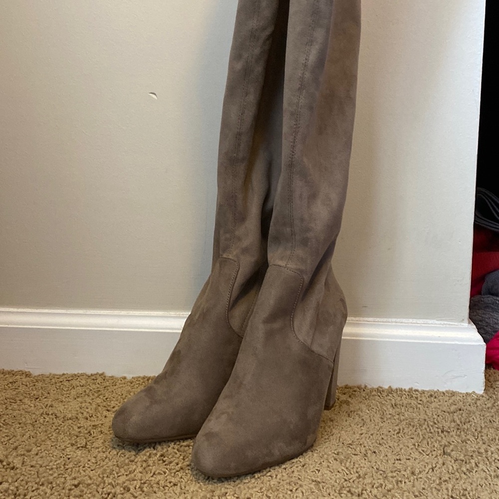 Steve Madden Suede Boots